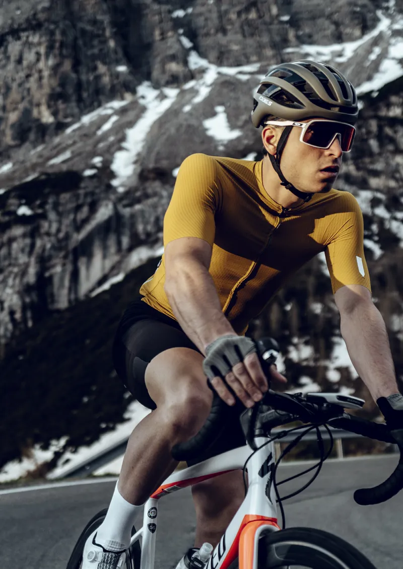 Q36.5 AIRBREAKER Helmet : OLIVE-5